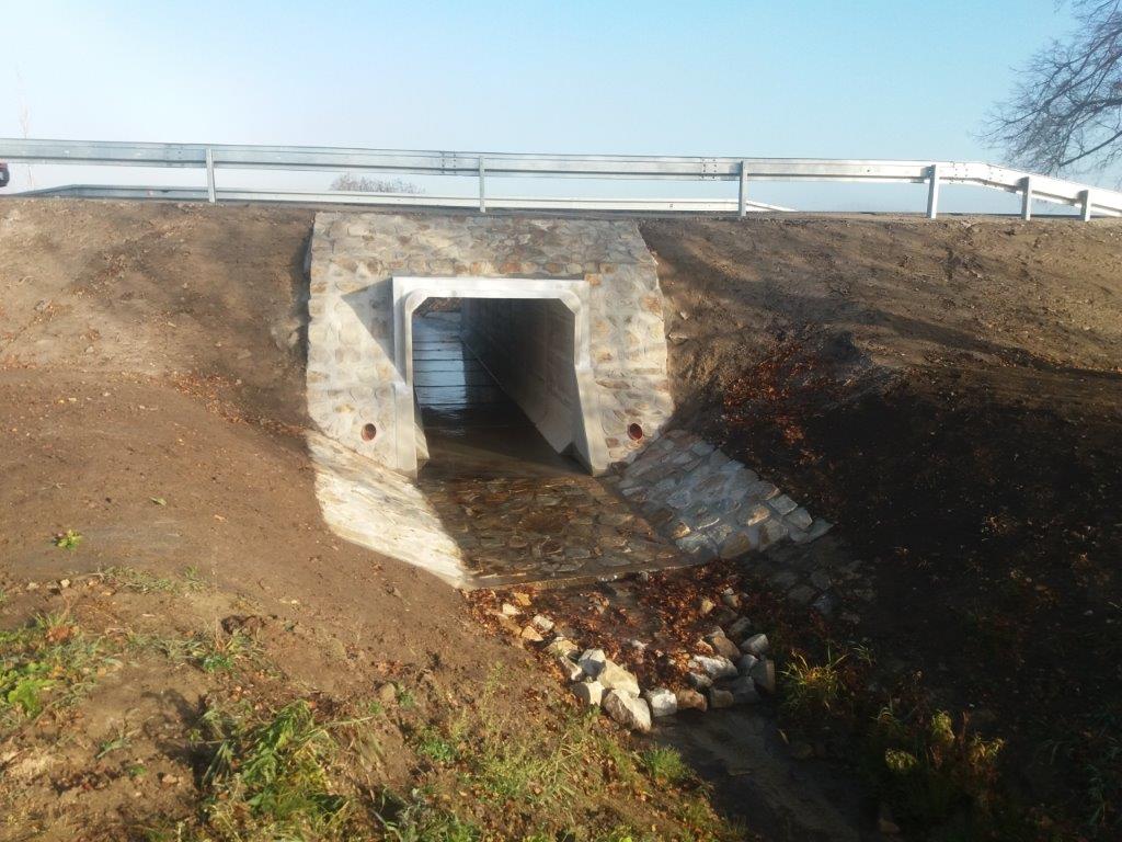 Silnice II/602 – rekonstrukce úseku Pelhřimov – hranice kraje - Izgradnja cesta i mostova