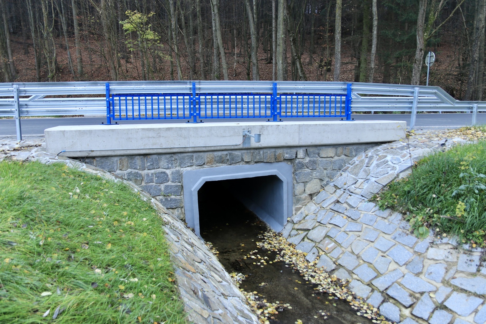 Silnice III/37365 a III/37367 – rekonstrukce úseku Křtiny–Březina - Izgradnja cesta i mostova