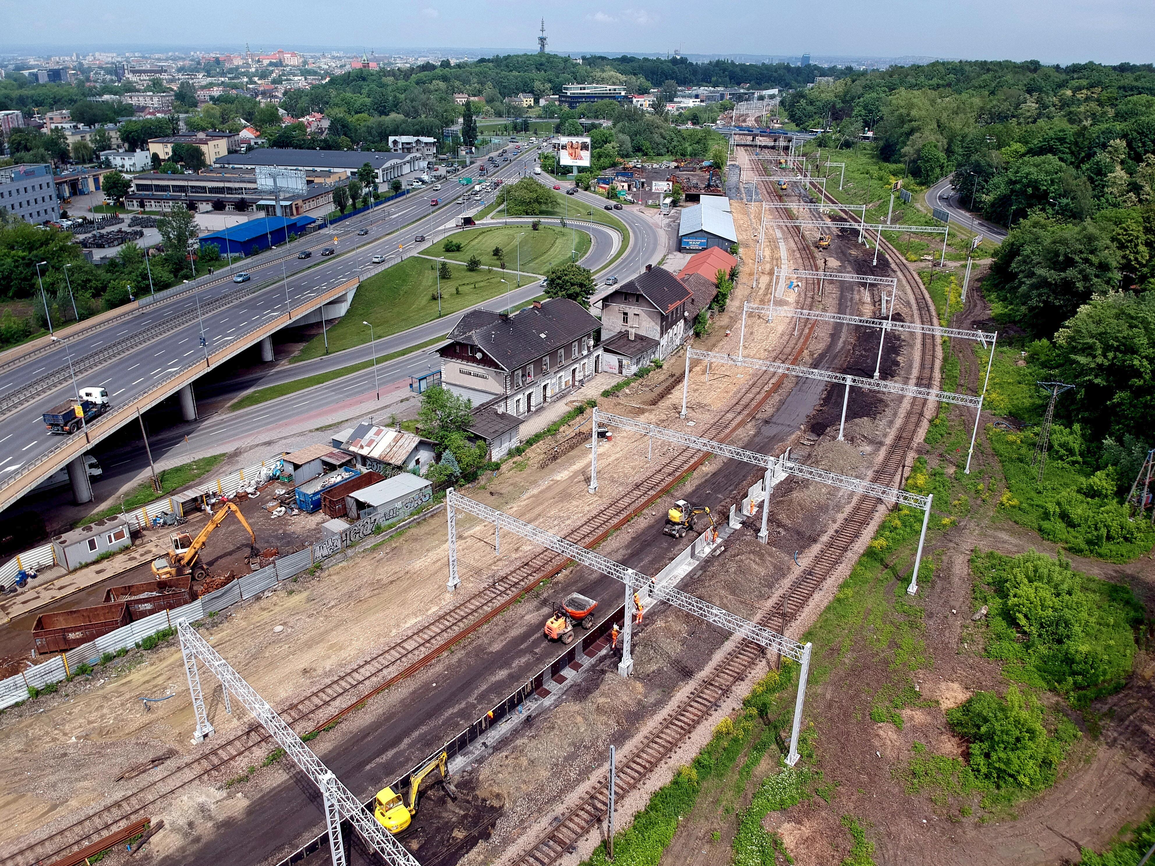 Linia 94 – Odcinek Kraków Bonarka – Podbory Skawińskie - Izgradnja željezničke infrastrukture