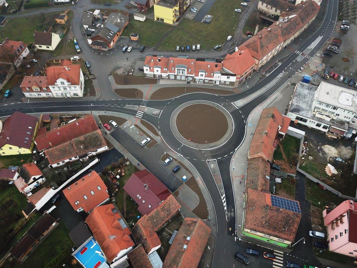Silnice I/26 – rekonstrukce průtahu obcí Stod - Izgradnja cesta i mostova