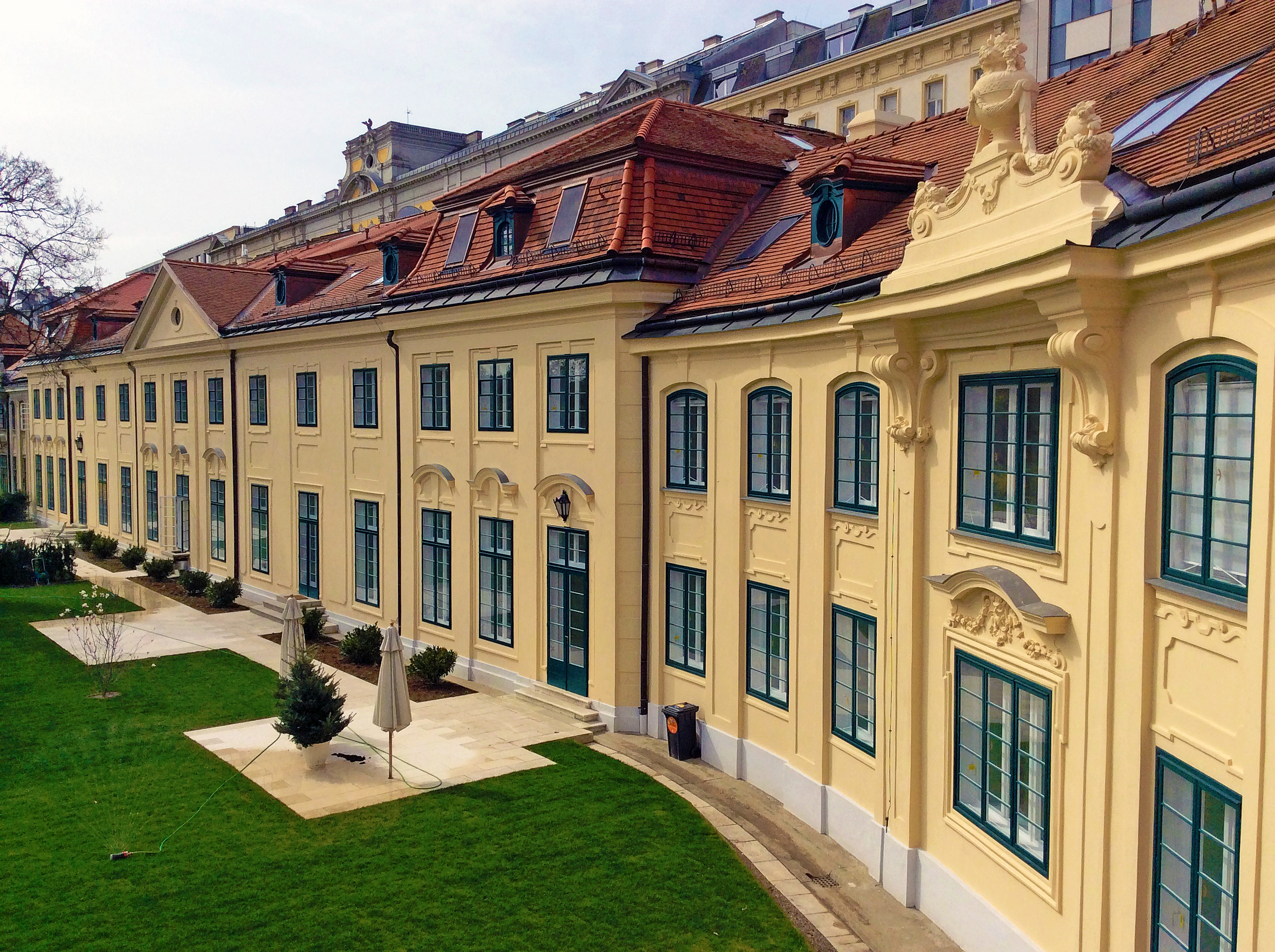 Schweizer Botschaft  - Revitalizacija i obnova
