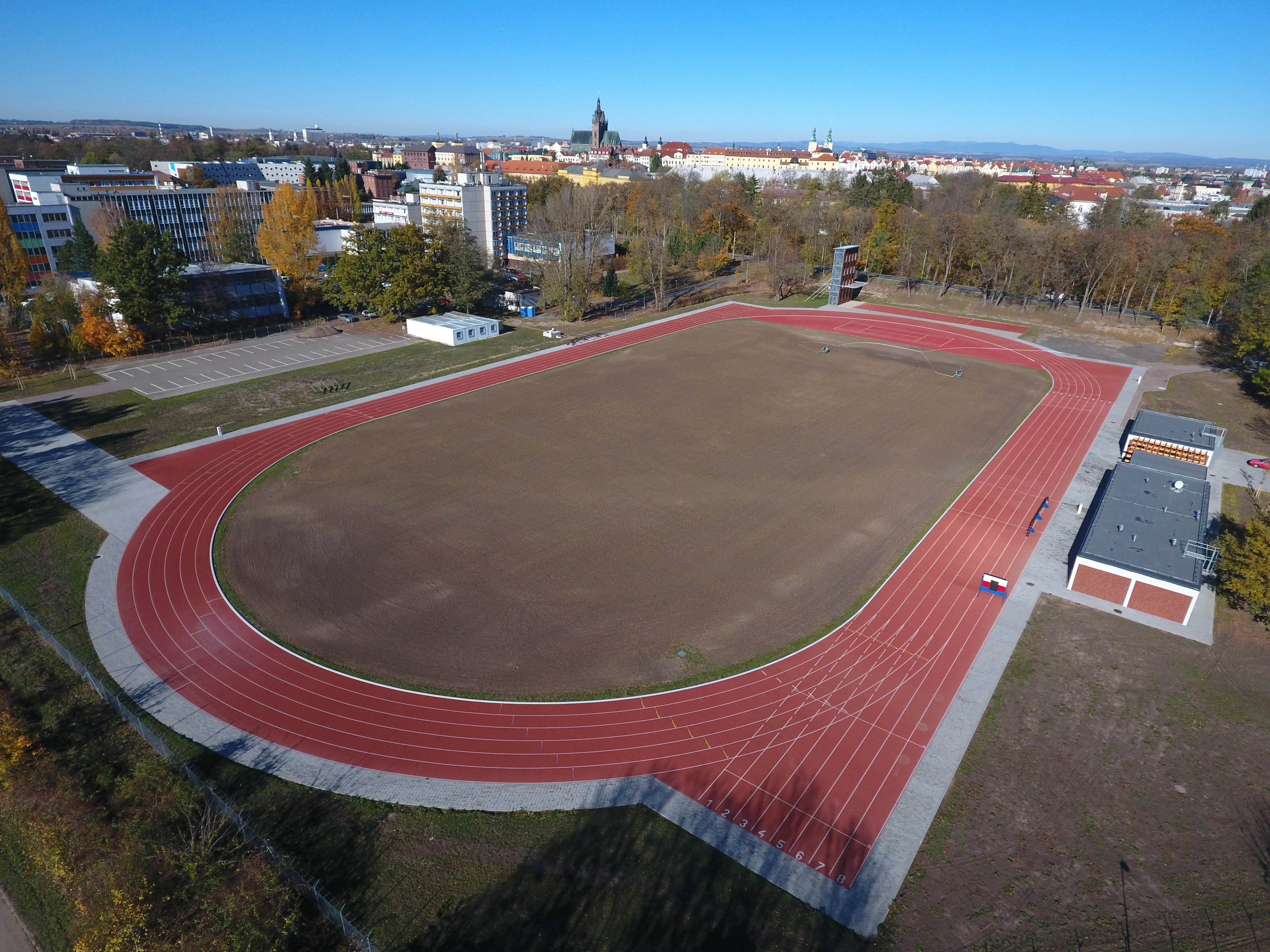 Hradec Králové – stadion pro výcvik požárního sportu - Specijaliziranost i stručnost