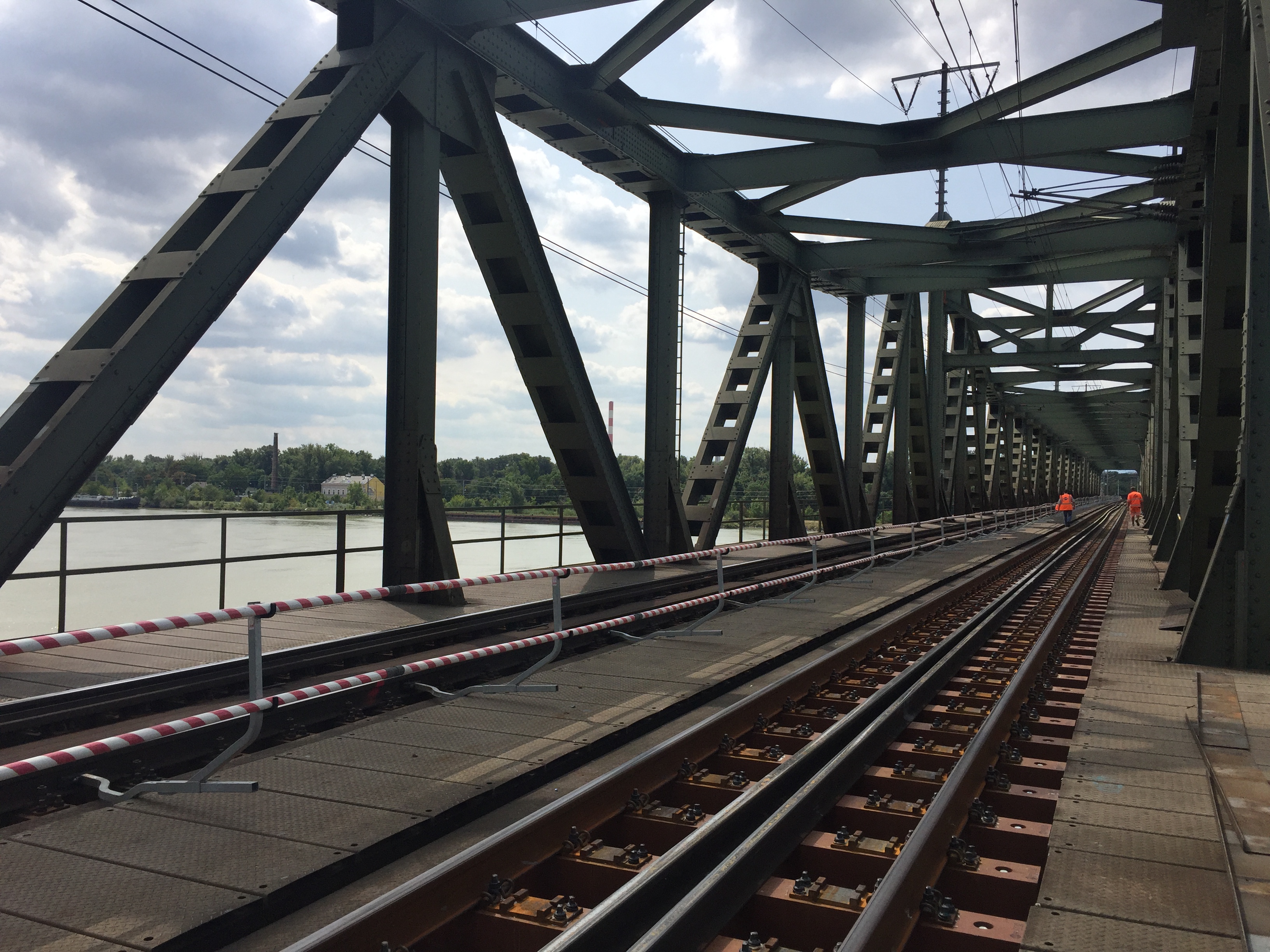 Brückenholztausch FFU Ostbahnbrücken - Izgradnja željezničke infrastrukture