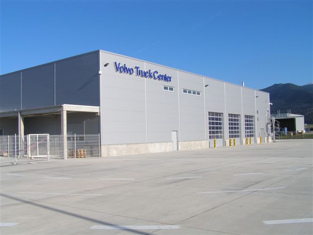 Predajné a servisné centrum VOLVO Truck Strečno / priemyselné a energetické stavby - Visokogradnja
