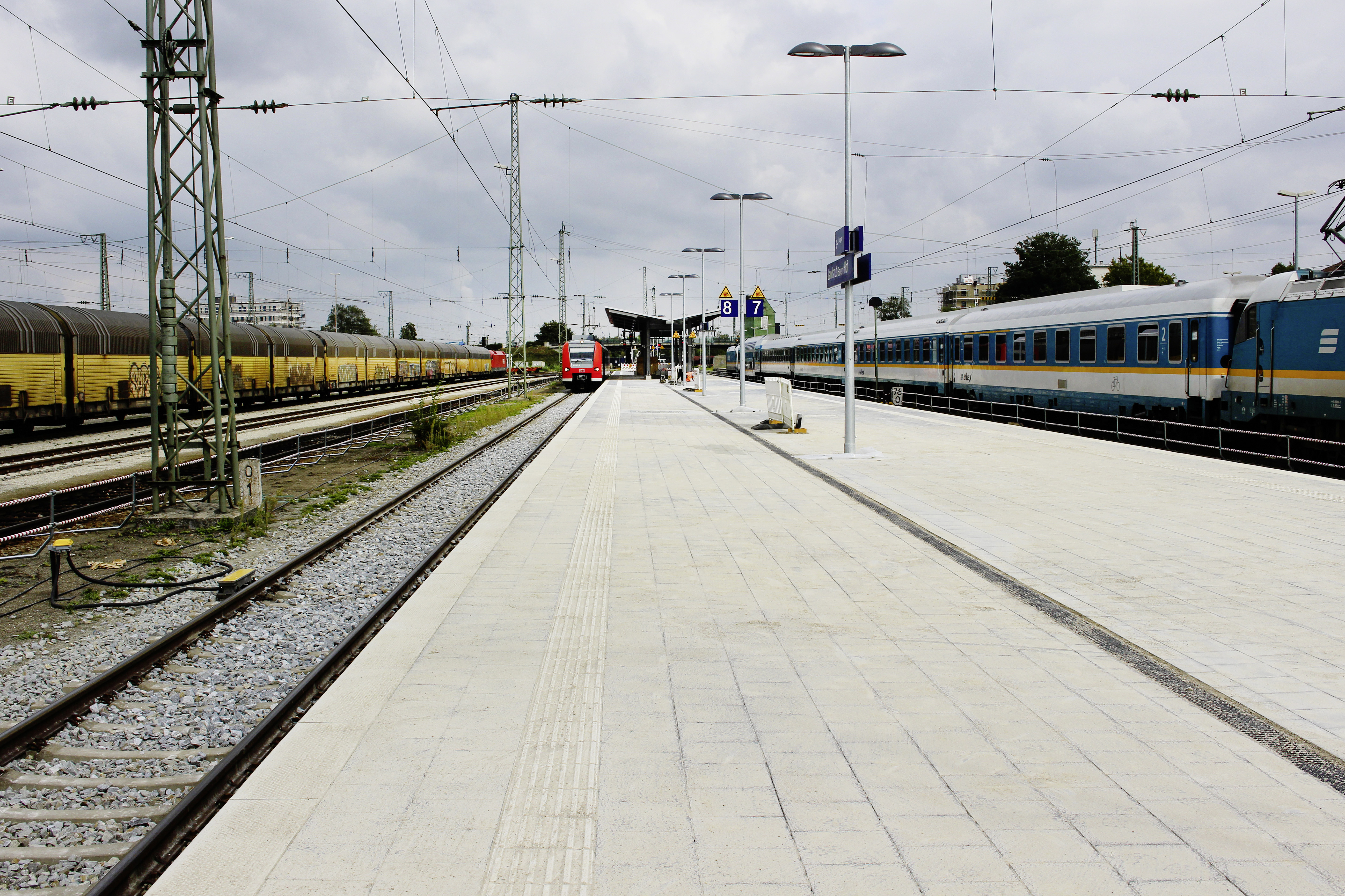 Bahnsteig, Landshut - Niskogradnja