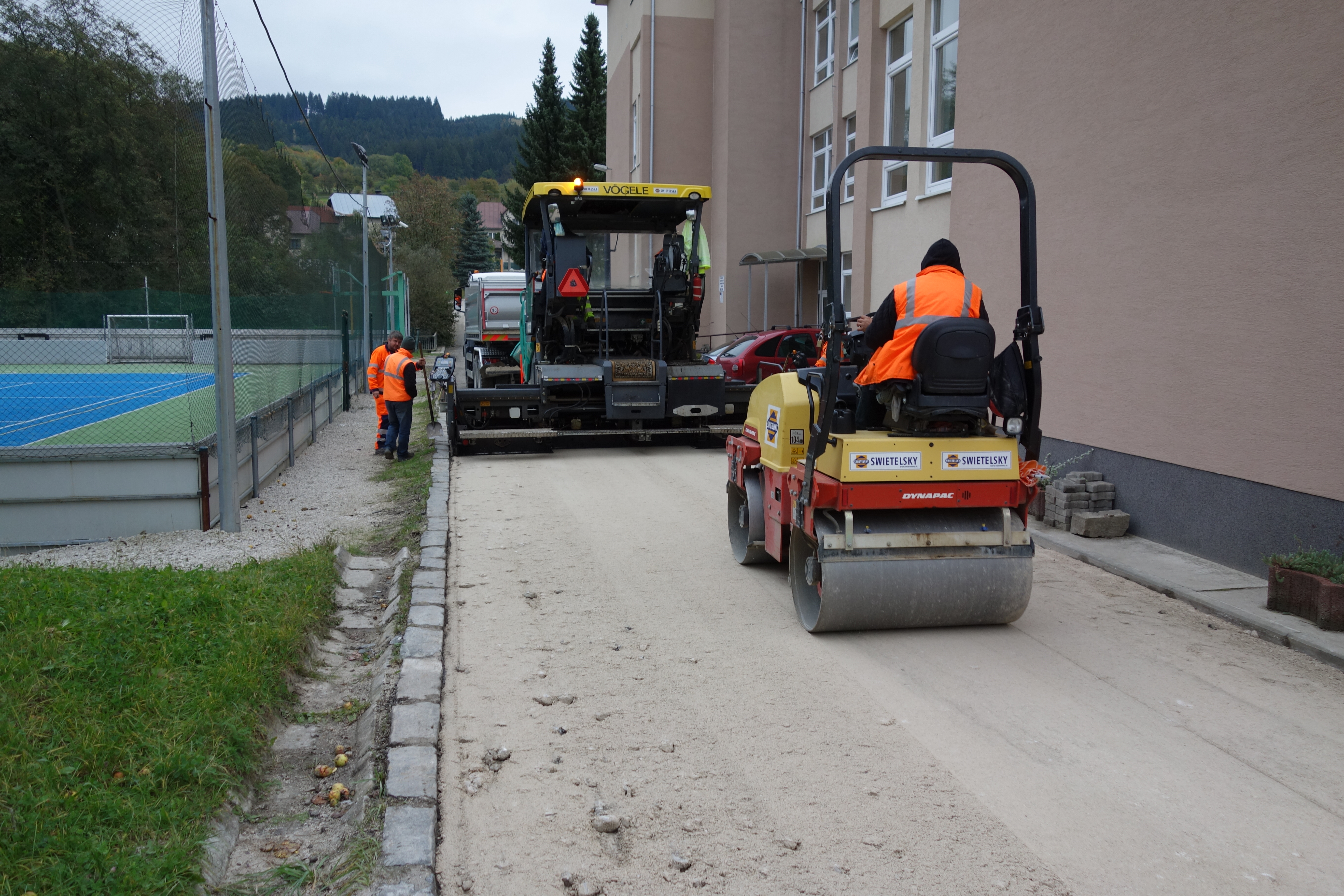 Rekonštrukcia miestnych komunikácii v obci Veľké Rovné - Izgradnja cesta i mostova