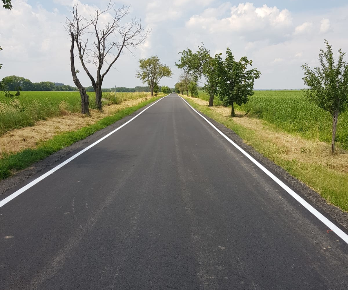 Silnice III/12536 – rekonstrukce úseku Červený Hrádek – Solopysky - Izgradnja cesta i mostova