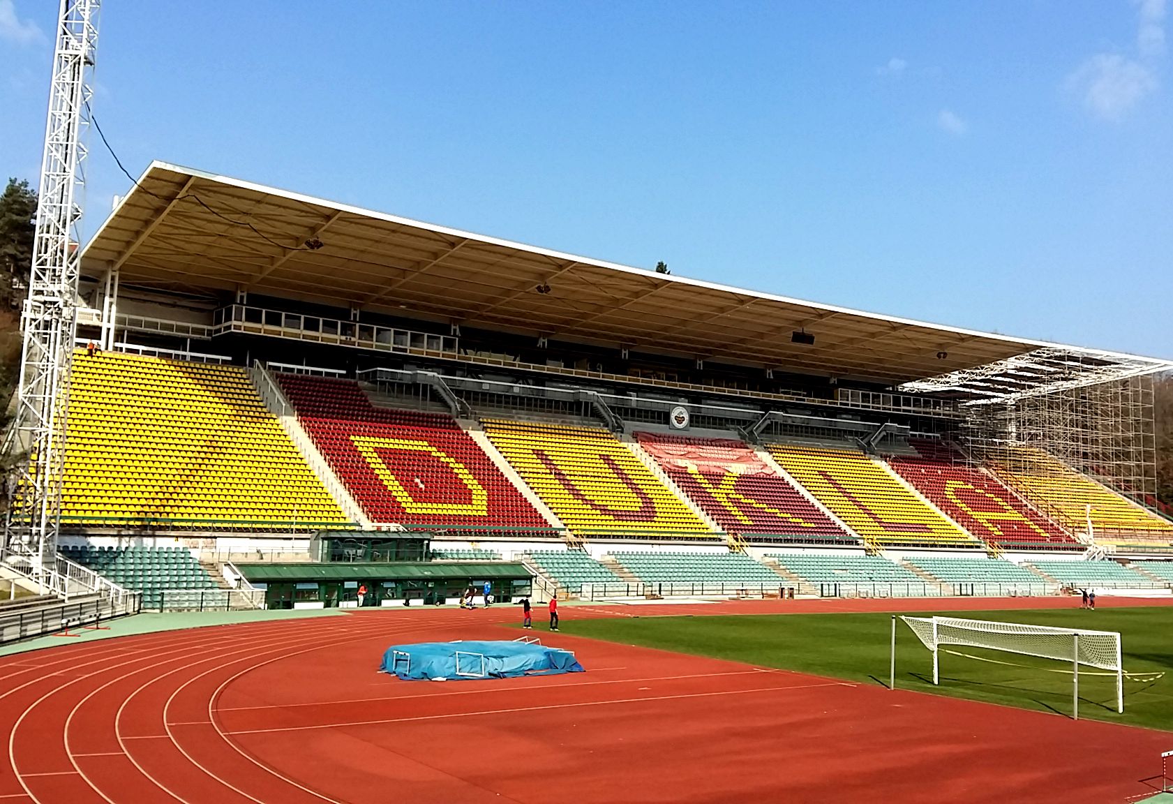 Stadion Juliska rekonstrukce tribuny - Visokogradnja