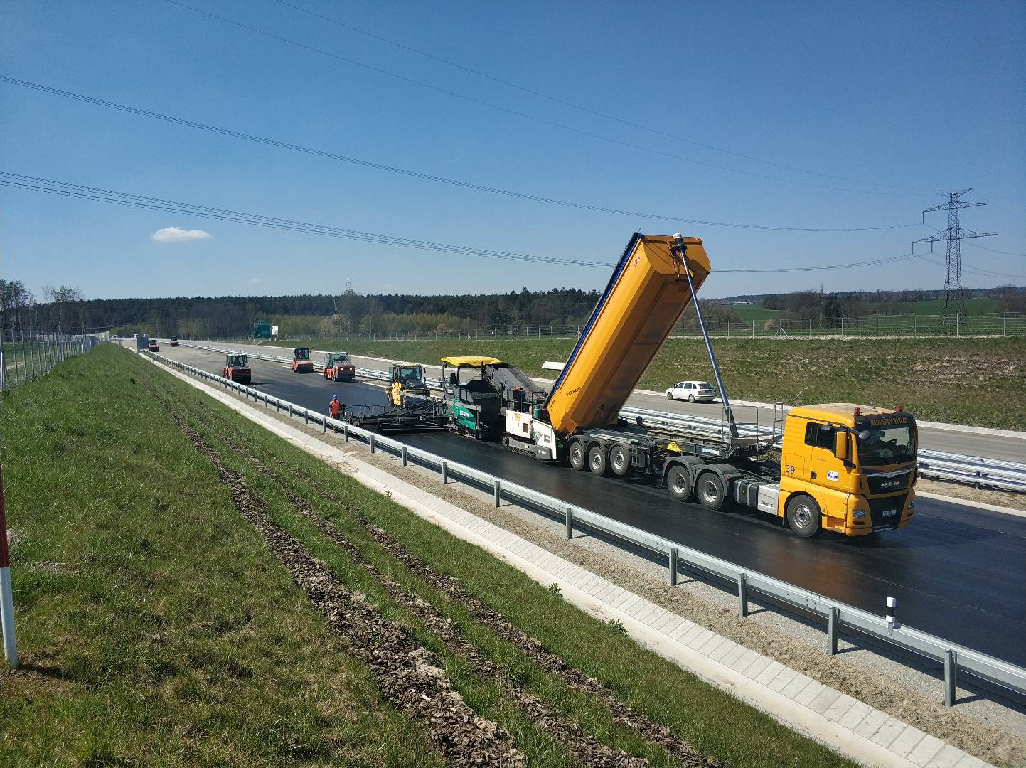 Dálnice D3 – výstavba úseku Bošilec–Ševětín - Izgradnja cesta i mostova