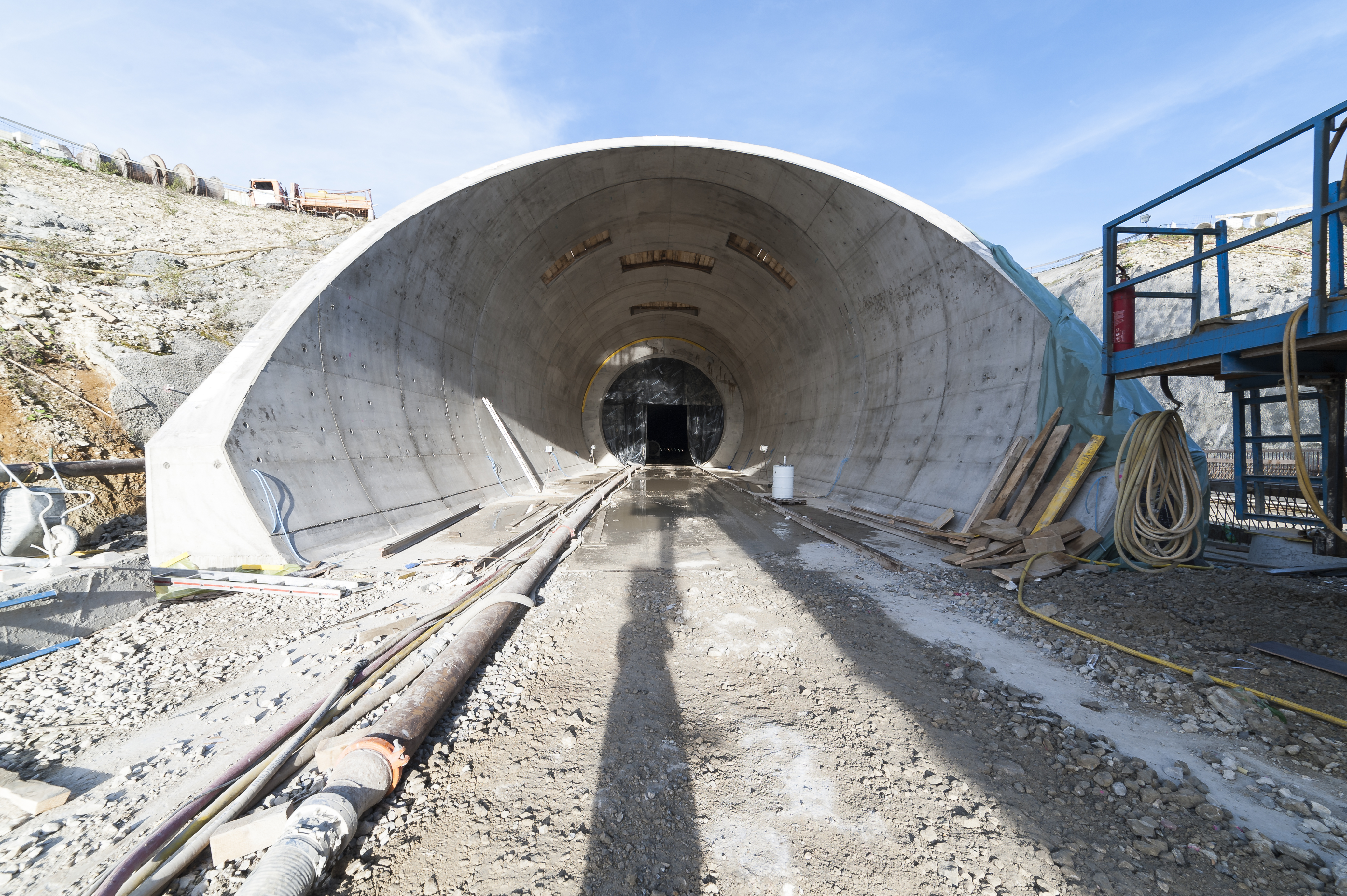 Tunnel Albaufstieg - Izgradnja tunela