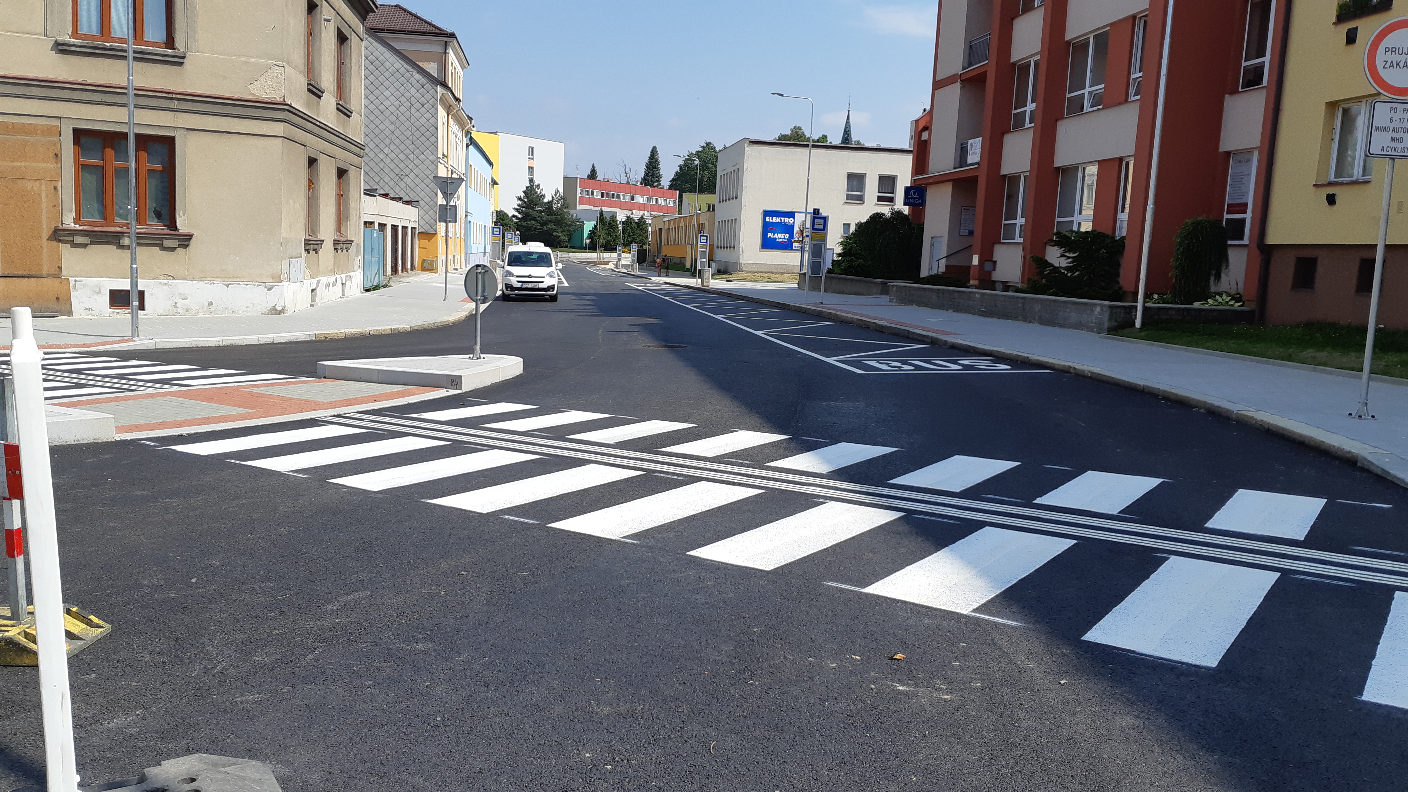 Jindřichův Hradec – rekonstrukce ul. Pravdova, terminál MHD - Izgradnja cesta i mostova