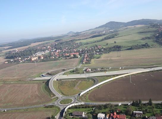 1. Silnice I 35 - Lešná II etapa.JPG