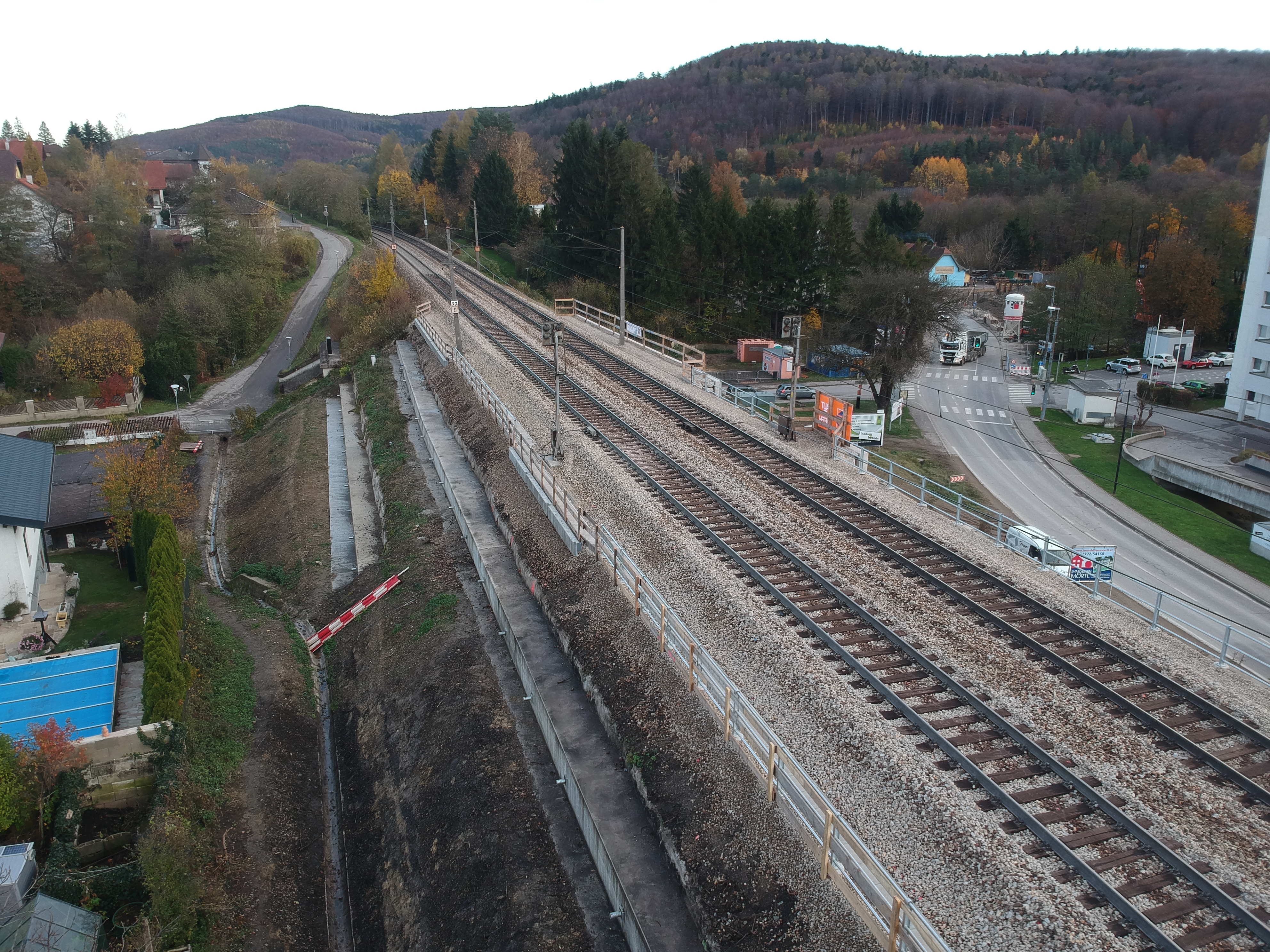 Dammsanierung, Pressbaum - Niskogradnja