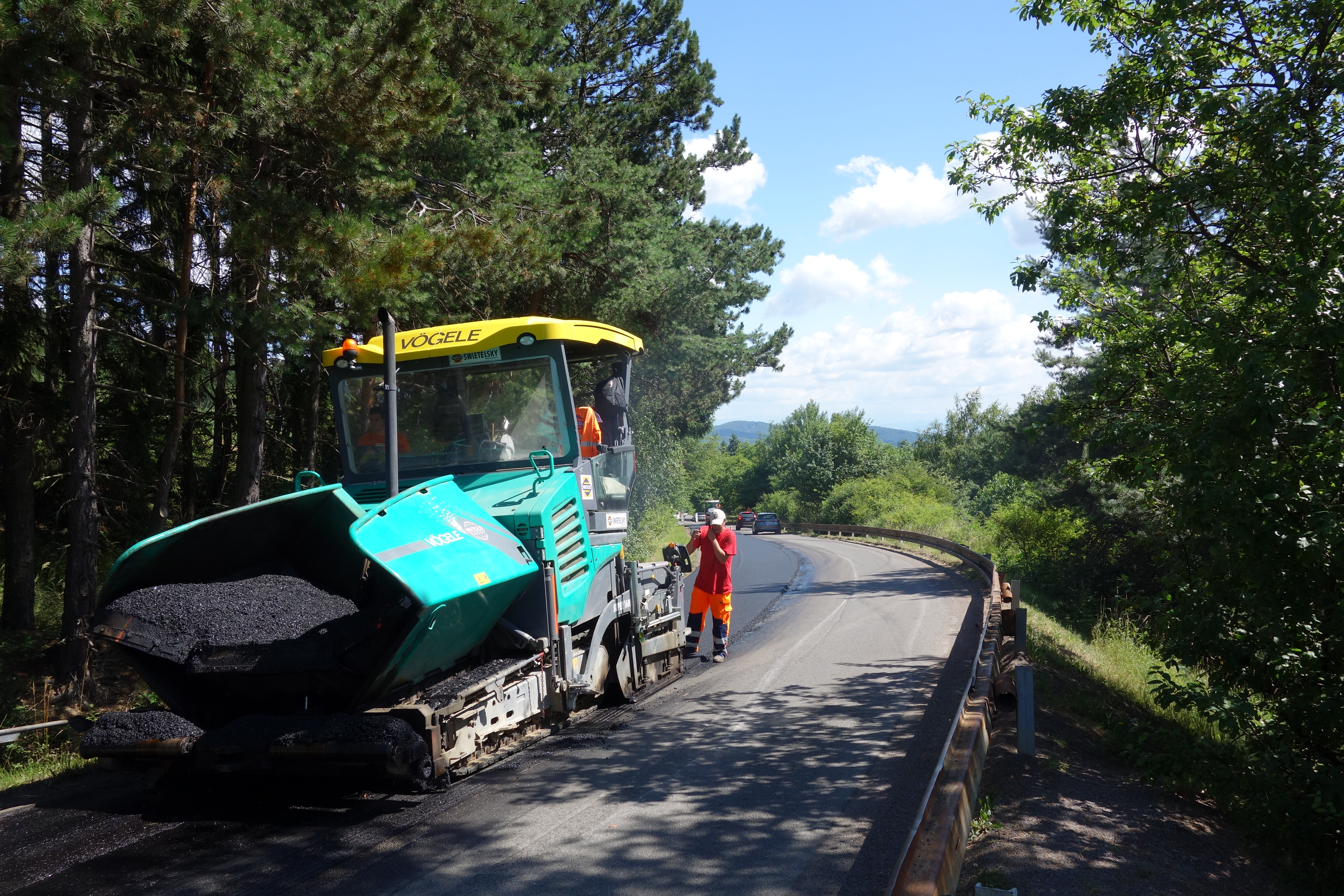 Rekonštrukcia cesty Banská Štiavnica - križovatka - Izgradnja cesta i mostova