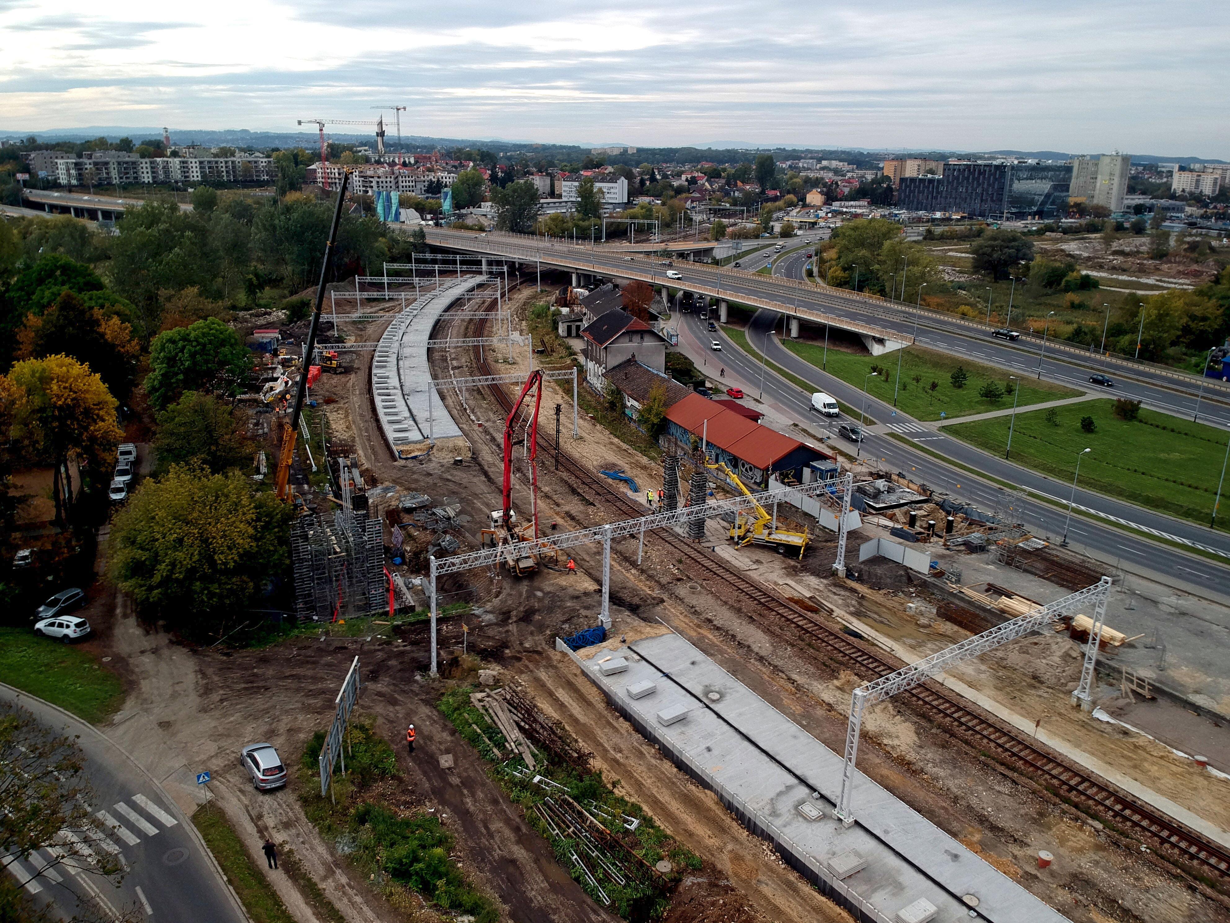 Linia 94 – Odcinek Kraków Bonarka – Podbory Skawińskie - Izgradnja željezničke infrastrukture