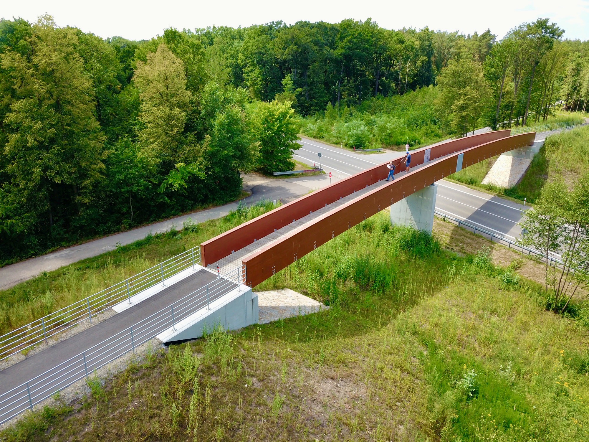 Hodonín – přemostění silnice I/55 – stavba lávky pro cyklisty a chodce - Izgradnja cesta i mostova