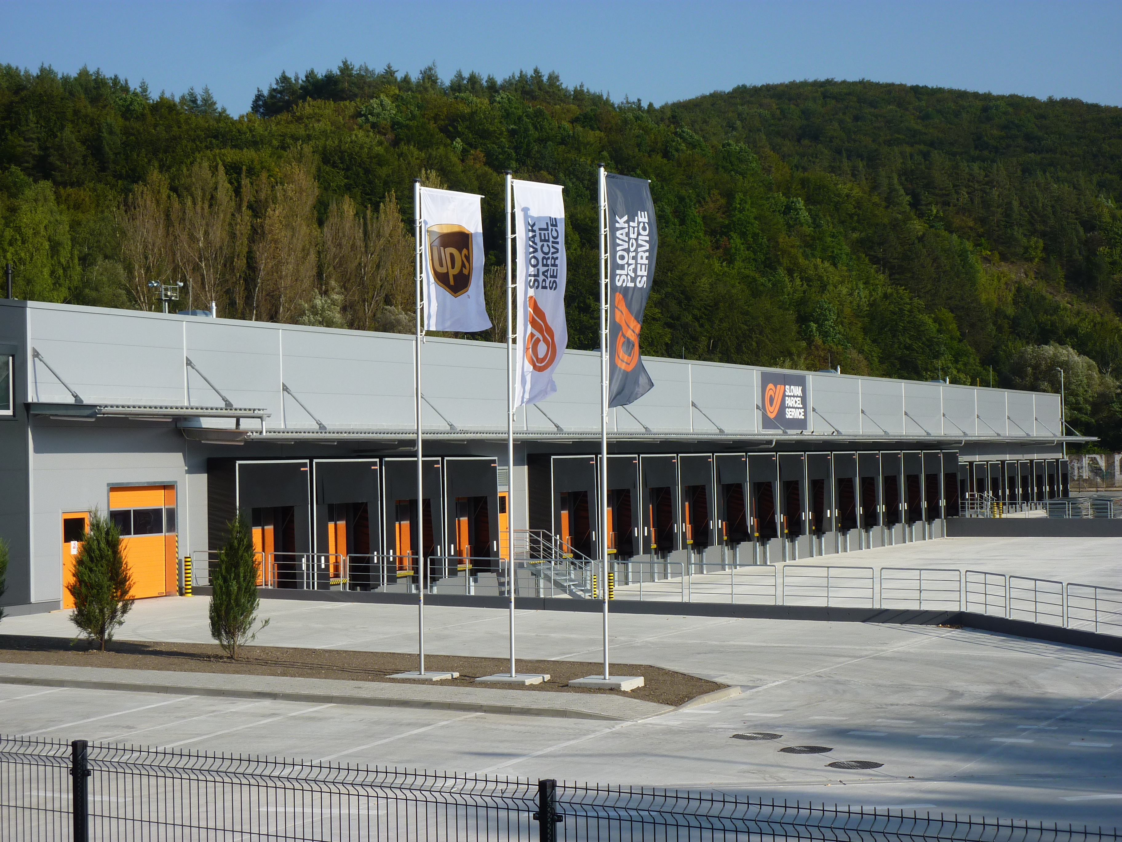 Distribučné centrum SPS Banská Bystrica / logistické areály, sklady - Visokogradnja