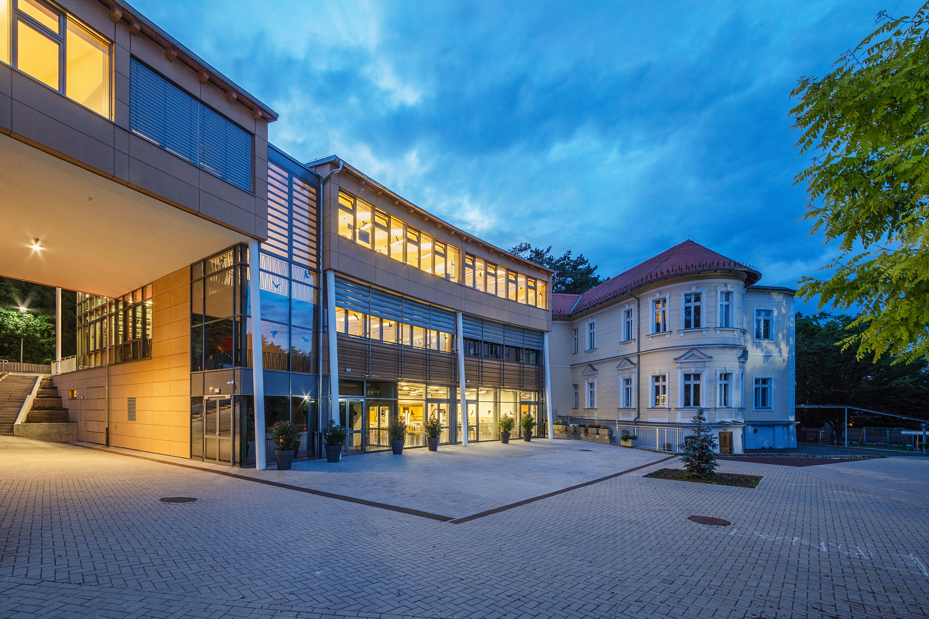 Német Iskola bővítése  - Visokogradnja