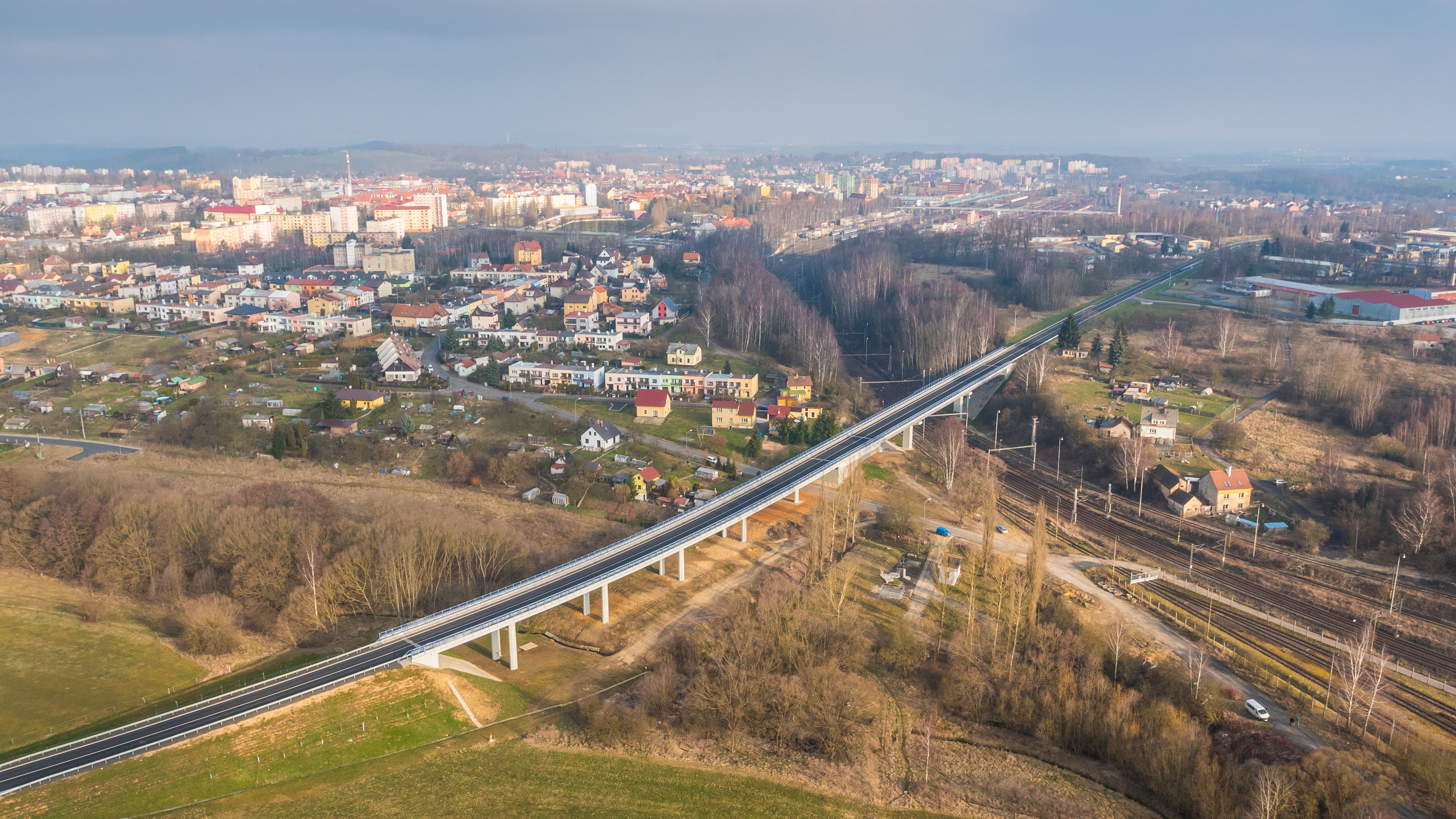 Silnice II/214 – jihovýchodní obchvat Chebu - Izgradnja cesta i mostova